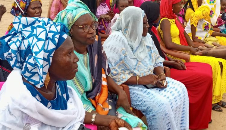 9791CA42-69DF-463E-953A-0DBDBA175F53